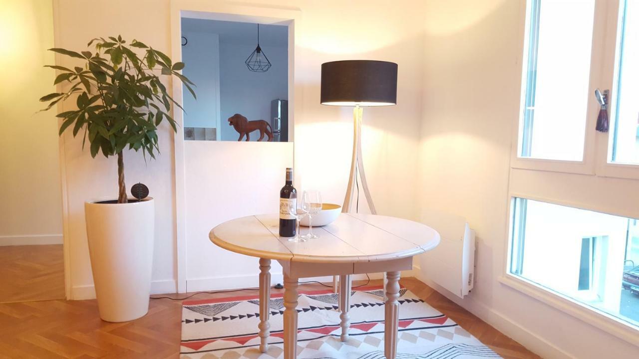Ferienwohnung Votre Escale - Le Globe Trotteur Niort Exterior foto
