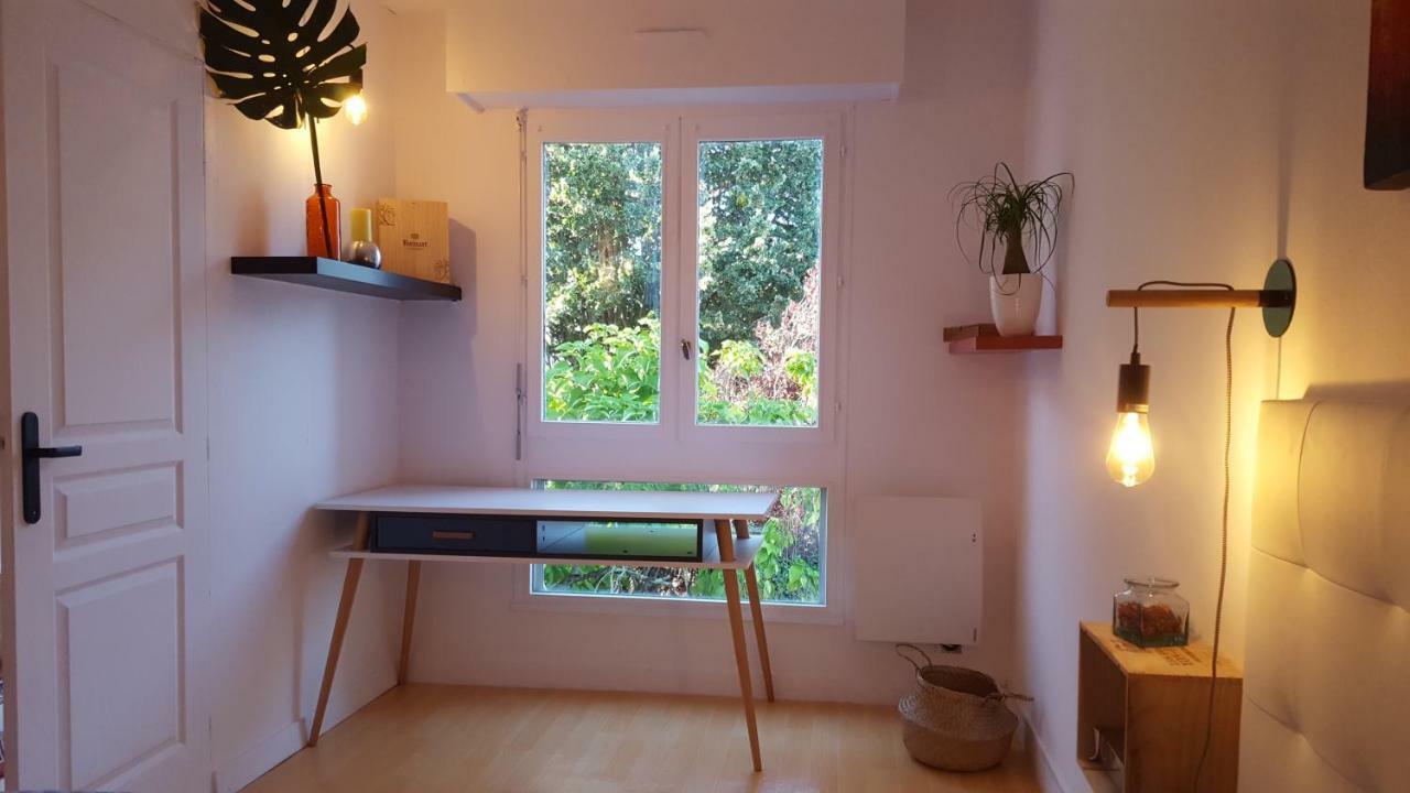 Ferienwohnung Votre Escale - Le Globe Trotteur Niort Exterior foto